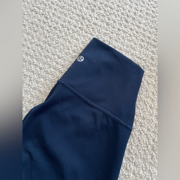 Lululemon Align leggings - Picture 2 of 5